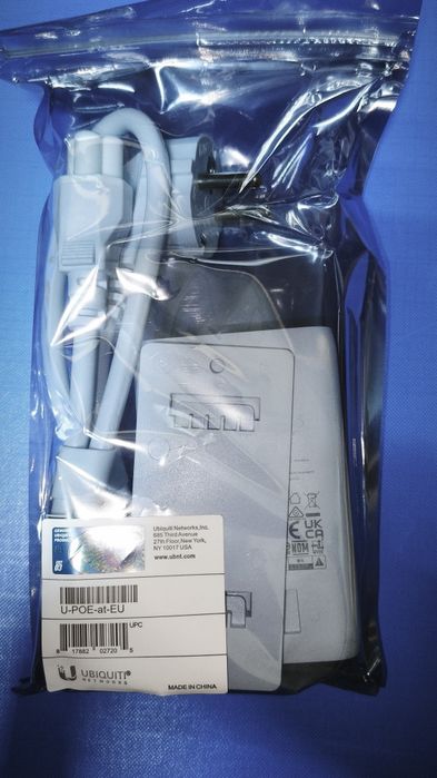 PoE адаптер Ubiquiti U-POE-at-EU