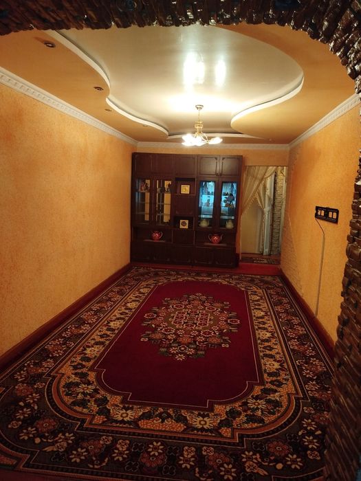 Квартира 3 комнат 2 етаж