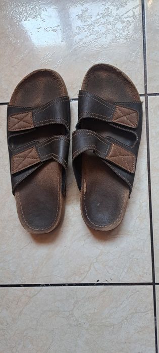 Papuci bărbat piele