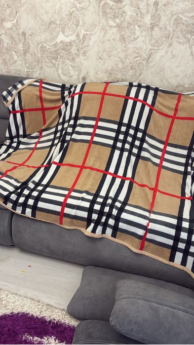 Одеяла покрывала все по 3500