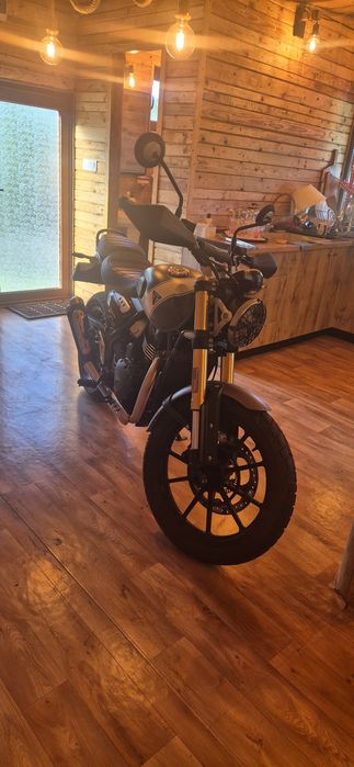 Triumph Scrambler 400 X
