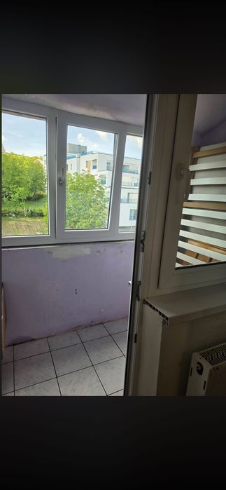 Închiriez garsonieră