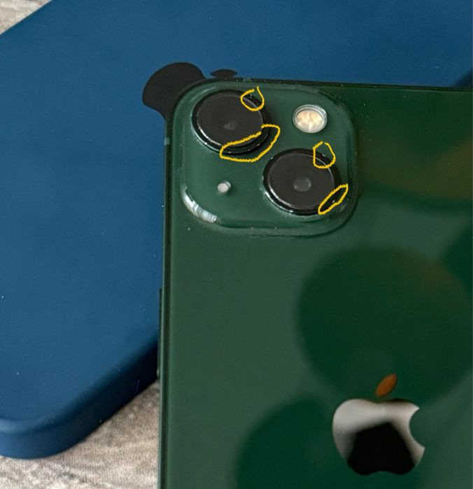 Продавам iPhone 13 128GB