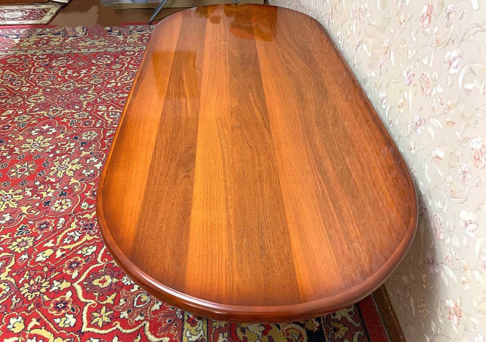 Новый большой журнальный–обеденный стол для гостиной