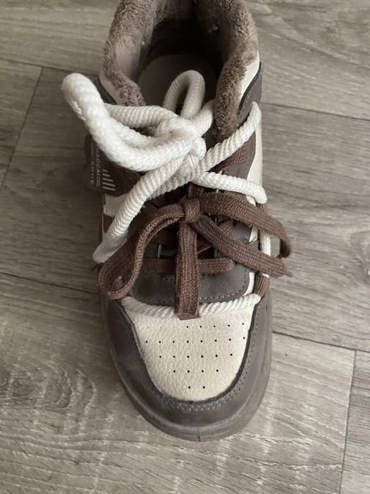 Кроссовки утепленные размер 37