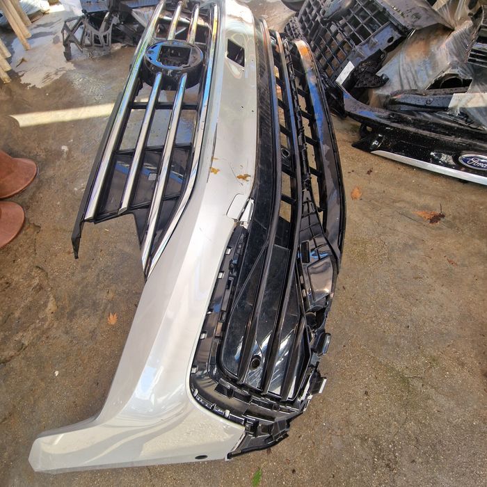 Vw Tiguan 2022 предна броня R Line