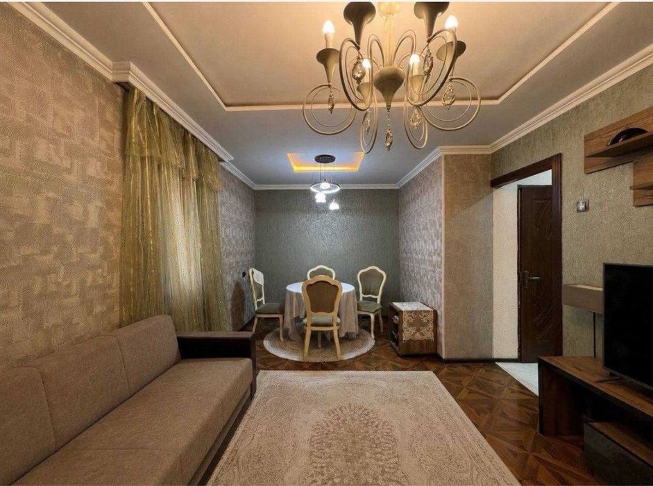Айбек 1в2 ком 45м2 , срочно продается квартира