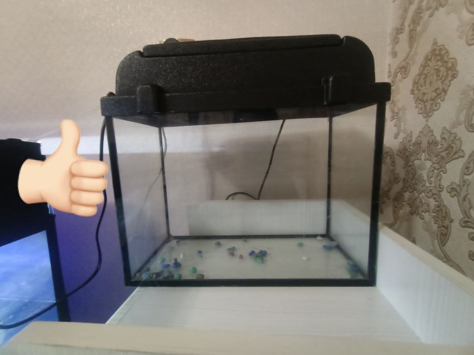 Продам аквариум Целый!