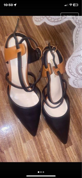 Pantago cu toc din piele