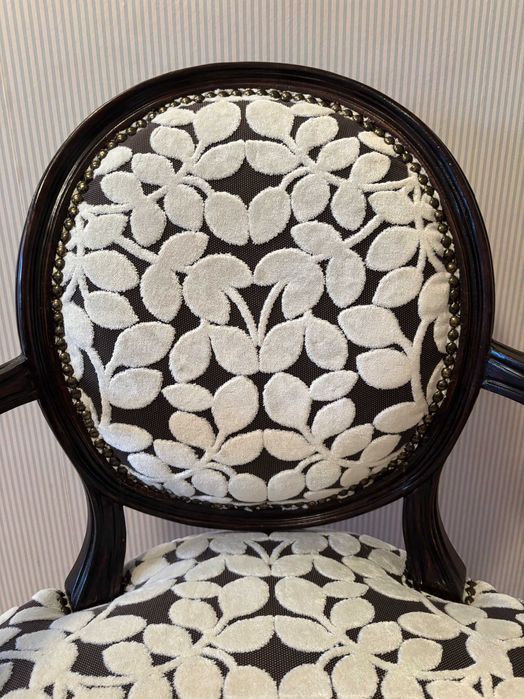 Антикварно кресло, изработено в периода 1910-1920 г.