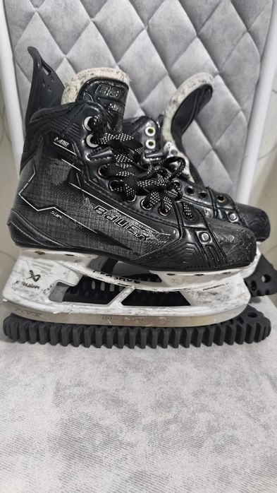 Продам коньки Supreme m50 pro