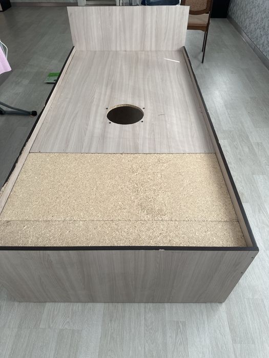 Срочно продается кровать