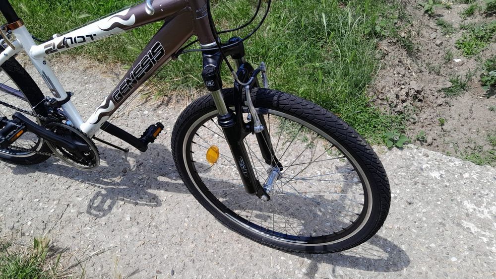 Bicicleta mountainbike copii (9-14 ani) Genesis, 24 Inch, Aluminiu, 24 viteze, Shimano