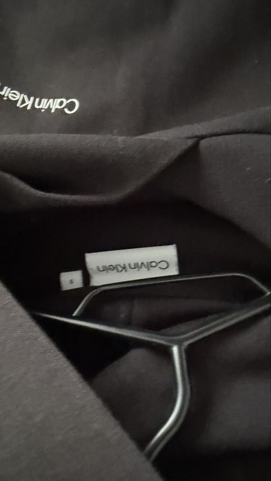 Calvin klein суичър С