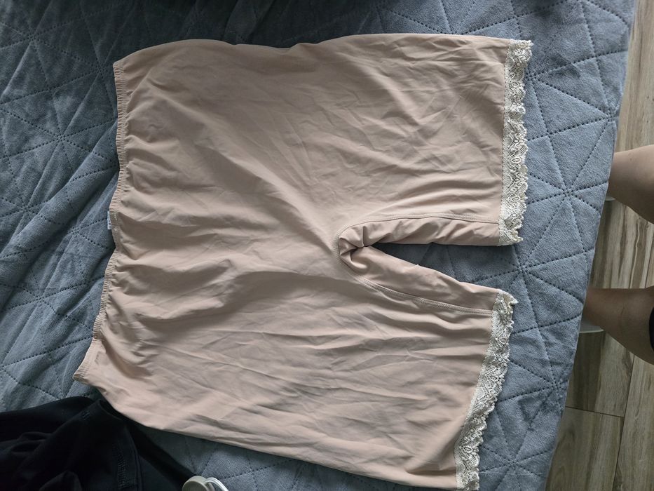 Рокли,блуза и клинове против протриване от Gazela.bg