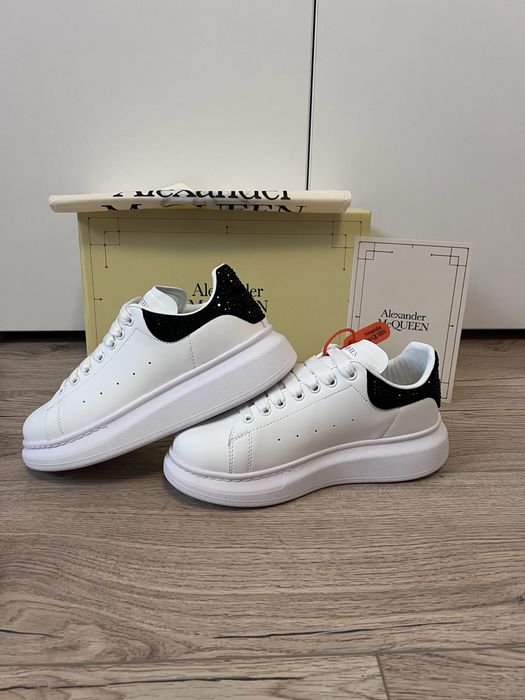 Alexander McQueen marimea 38