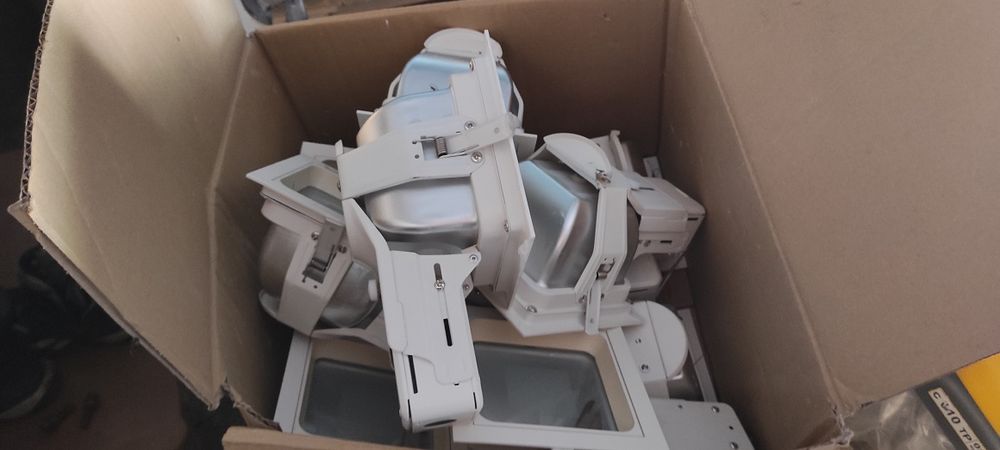 Продам светильники