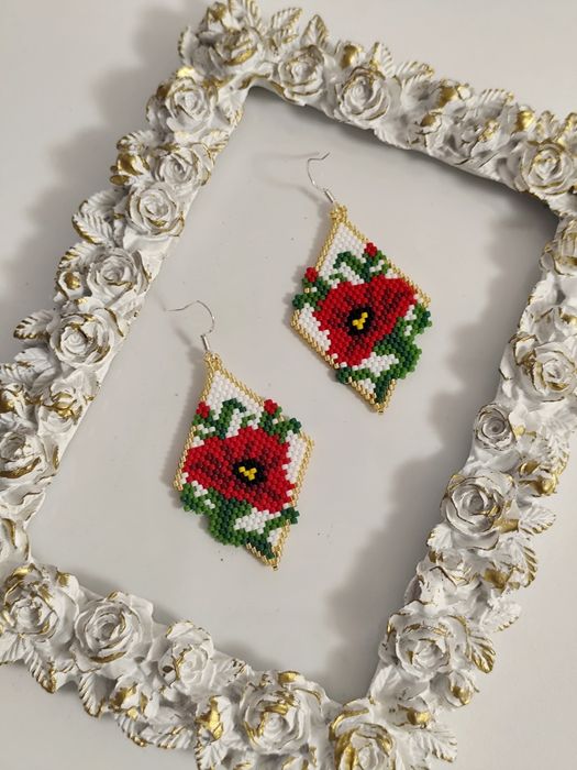 Set cercei și pandantiv/broșă