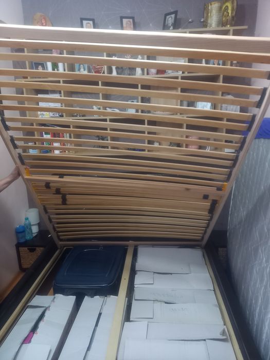 Продавам много запазена подматрачна рамка