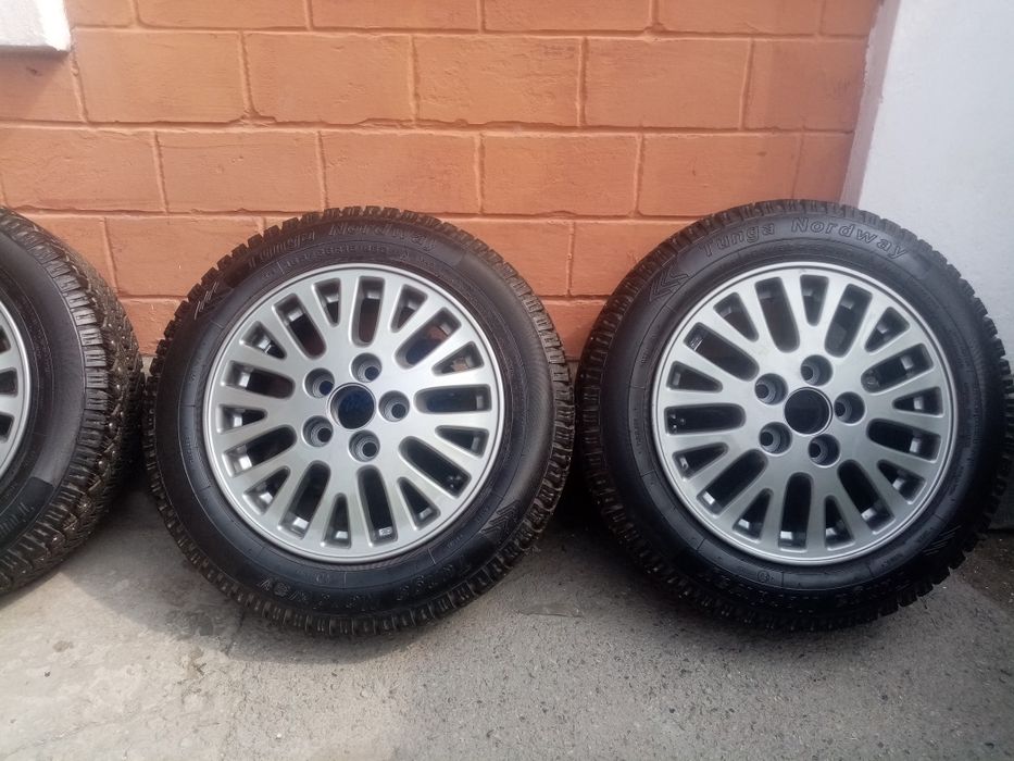 Диски с резиной на 15