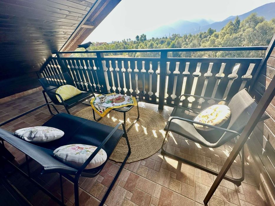 Тристаен апартамент с два балкона в комплекс в район Разлог и Банско