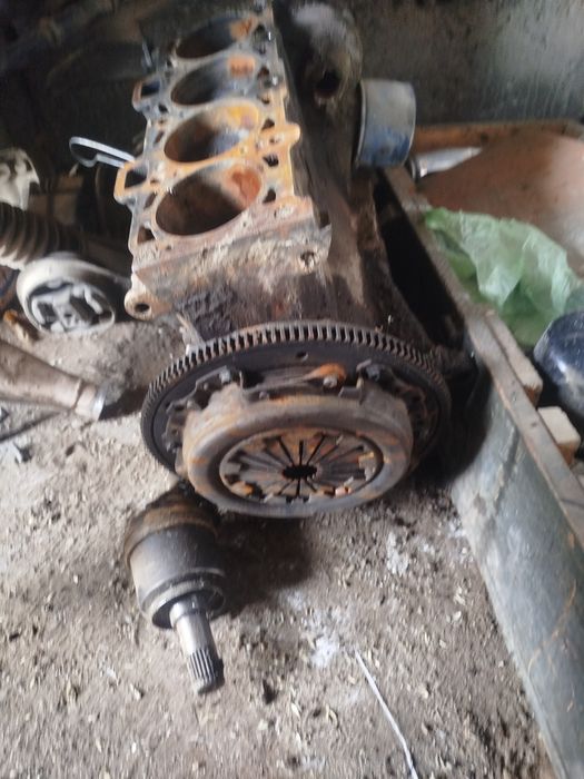 Продам запчасти для ваз