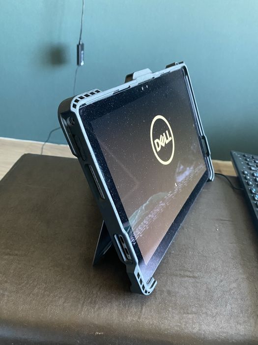 Планшет Dell Latitude 7210
