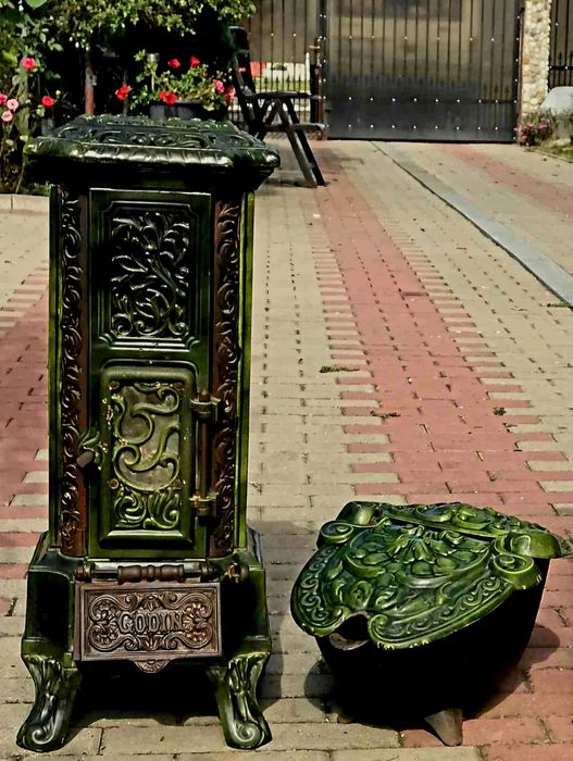 Sobă din fontă cu email,anii 20