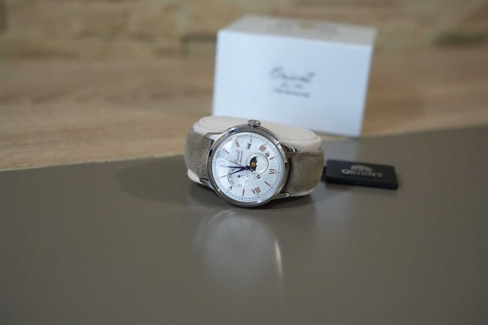 Ceas Bambino editie limitata 75th Anniversary automatic Sun & Moon