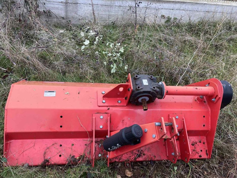 Продавам мулчер 2022г