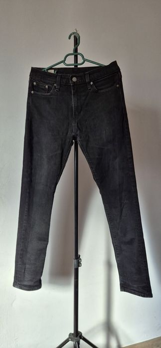 Blugi Levi's, marimea S (36)