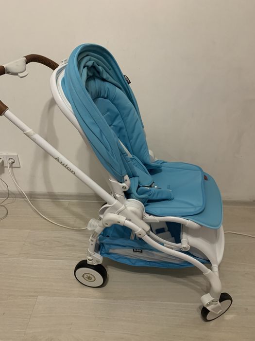 Продам коляску новая