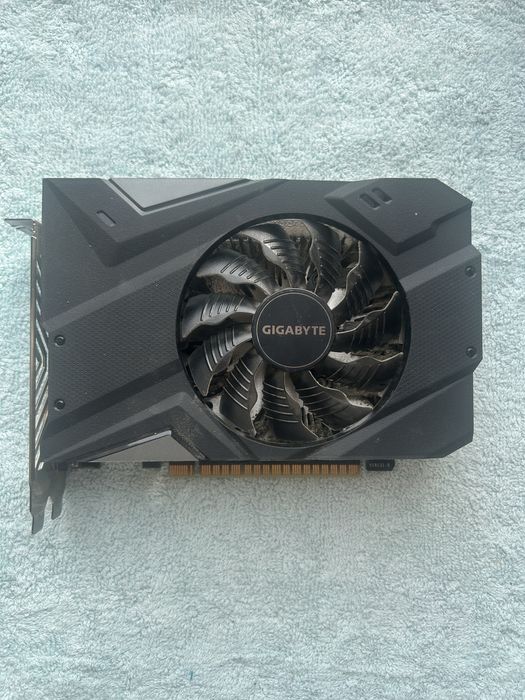 GTX 1650 SUPER Gigabyte