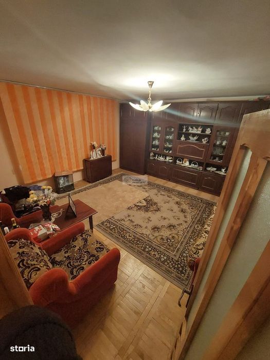 Apartament 3 camere /PARTER/Focsani/72 mp/SCOALA 10