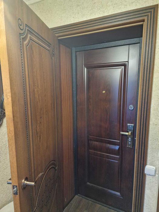 Продам 5-ти комнатную квартиру.