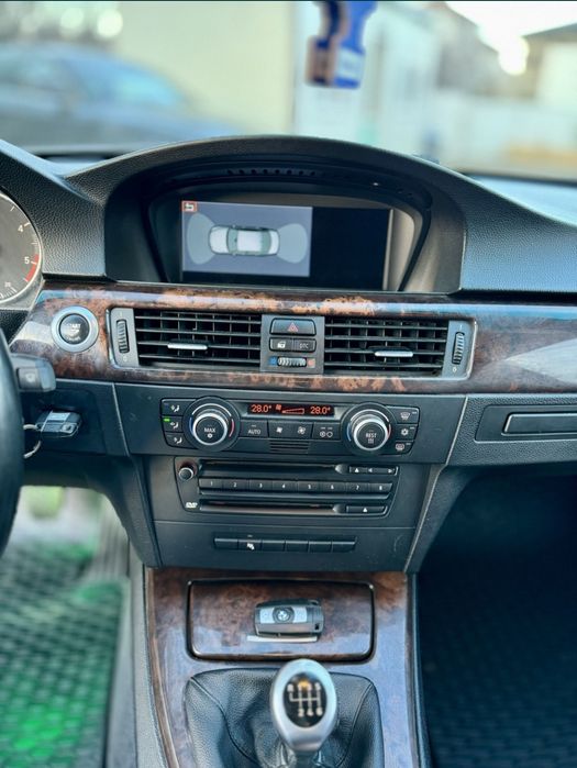 BMW E90 320D 2006 163cp