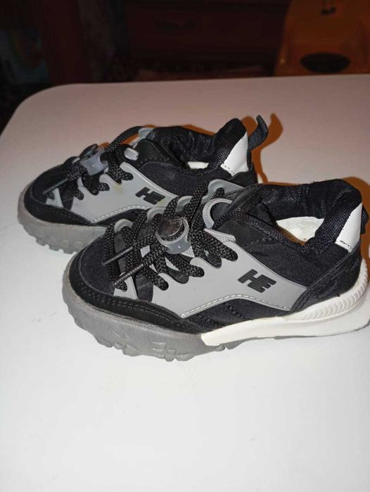 Кроссы для мальчика р 24