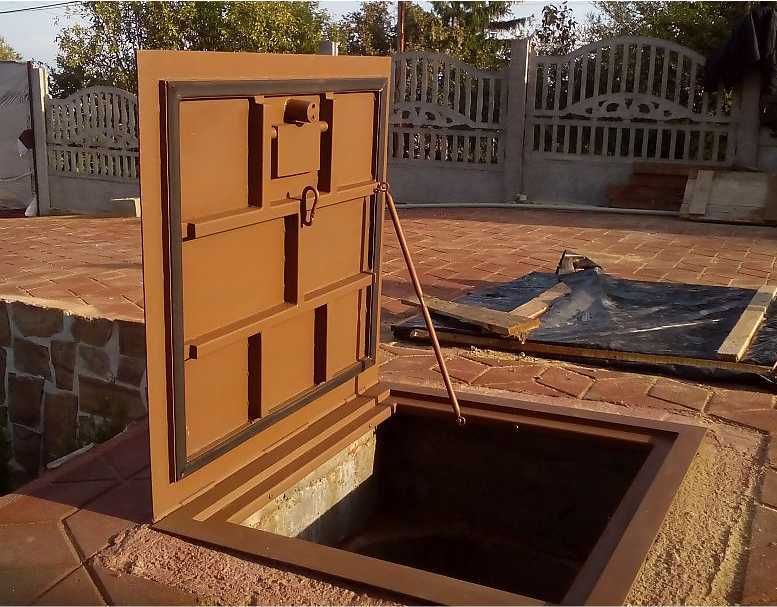 метален КАПАК за шахта --Решетки за дъждоприемни канали и шахти