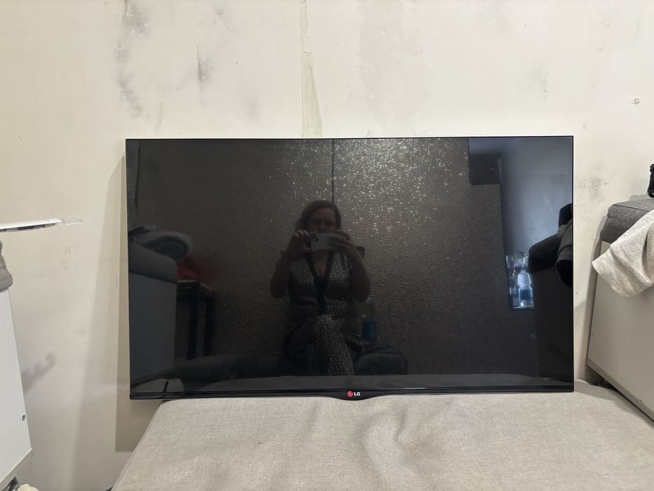 Телевизор б/у на запчасти