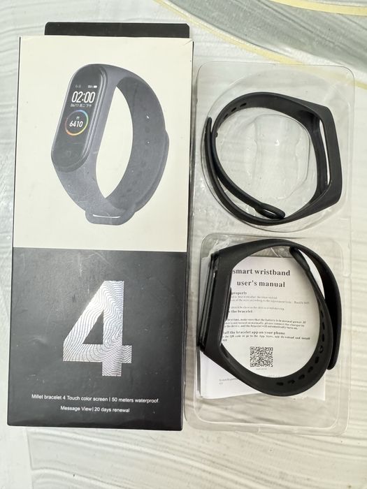 Фитнес-часы новые