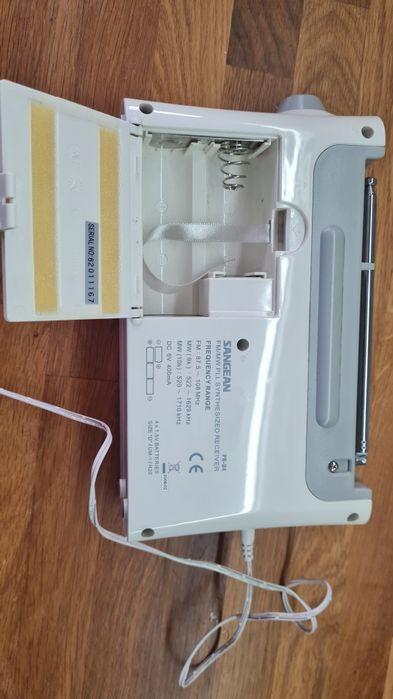 Sangean FM/AM преносимо радио