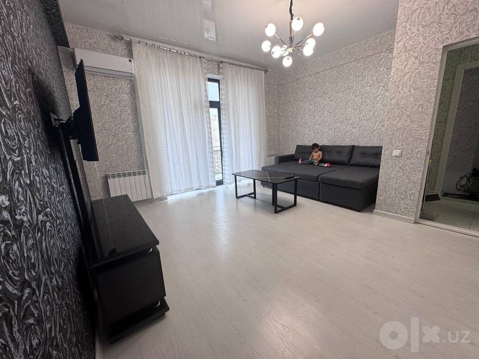 Продаётся 2 комнатная квартира на ул. Бобур, ЖК Airport House