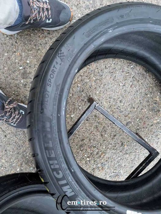 SET 2 Anvelope Vara 225/45 R19 MICHELIN Pilot Sport 4 96W