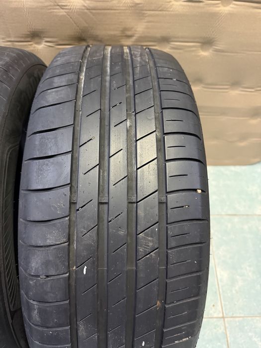 225/55/17 97W - 2 buc - vara Goodyear