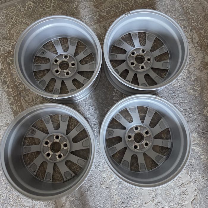 Комплект дисков Toyota Camry R17