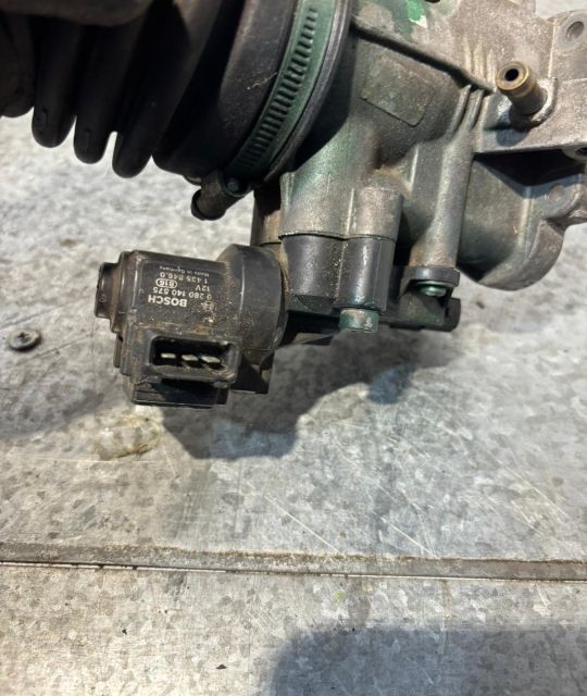 Clapeta acceleratie BMW Seria 3 E46