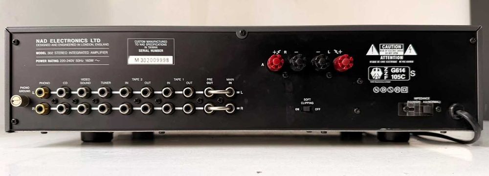 Amplificator High-End NAD 302 – Sunet Audiofil – Piesa de Colectie