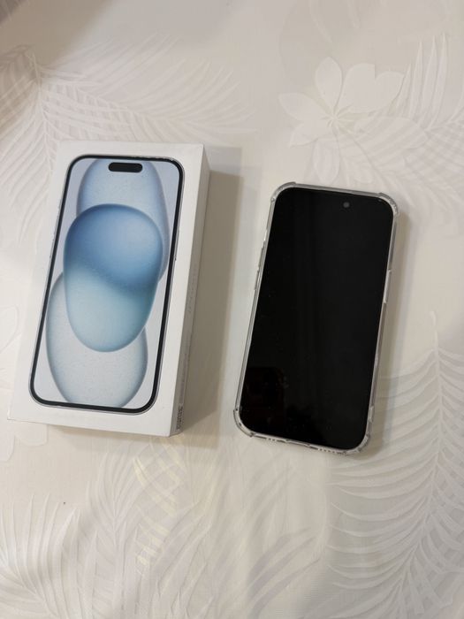 Продам айфон 15