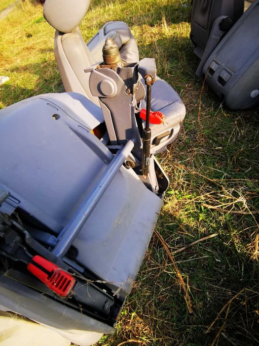 Седалки Mercedes Vito V class салон W638