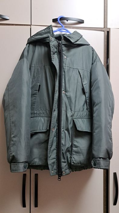 Женская куртка в хорошем состояние